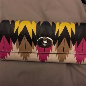Authentic coach wallet like new
